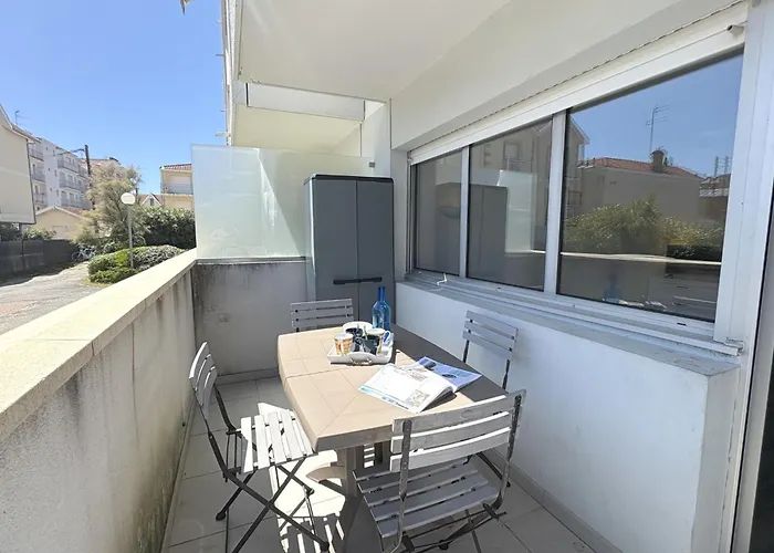 Jetee Des Marins-8 By Interhome Daire