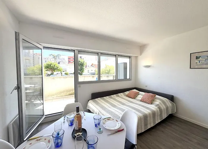 Jetee Des Marins-8 By Interhome Apartment *